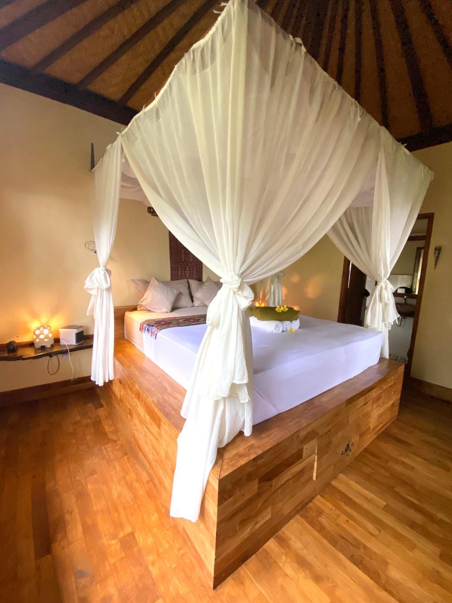 Hotel Lafyu Bali Singaraja Zewnętrze zdjęcie